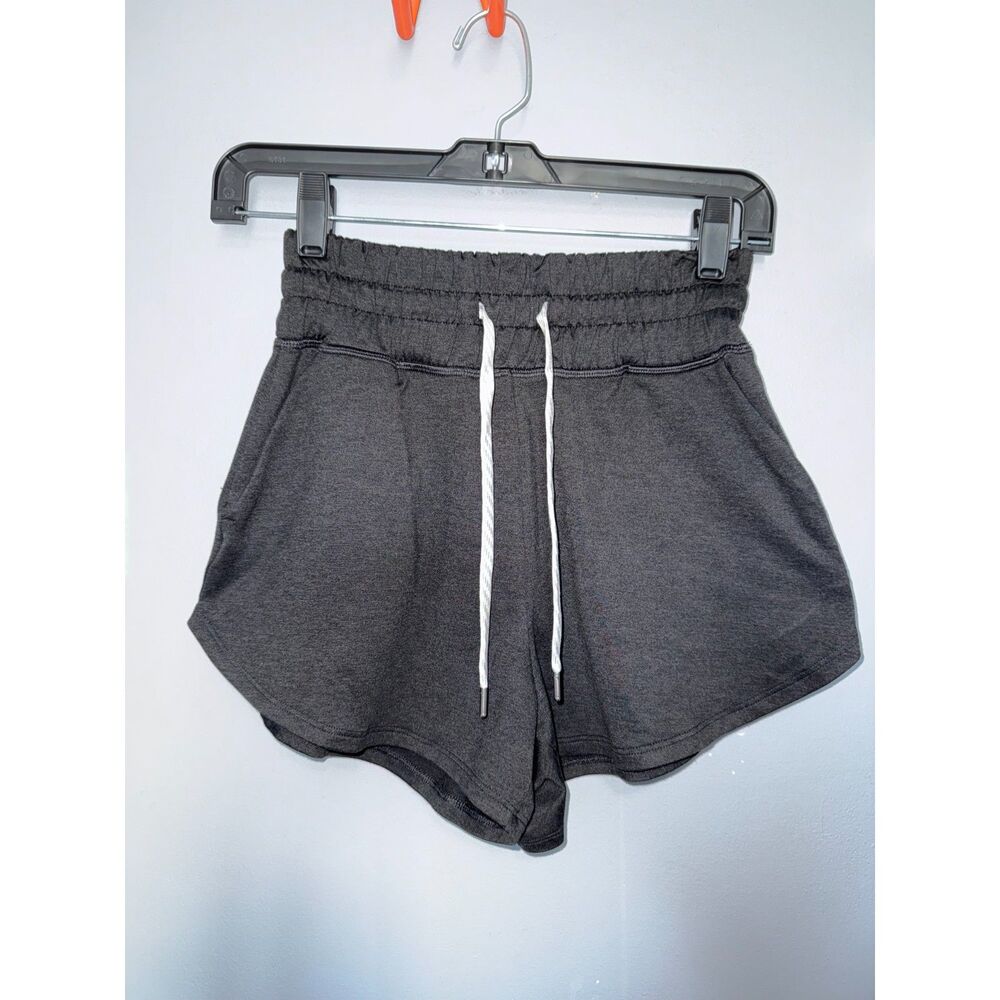 Vuori Heathered Black Halo 2.0 Performance Shorts | Size XS | Athleisure, Active